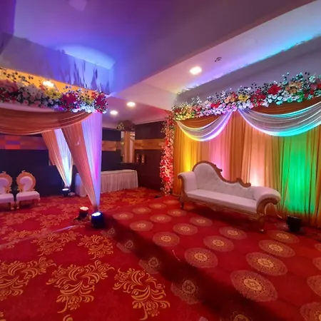 Hotel Mumbai House Juhu Santacruz West-3